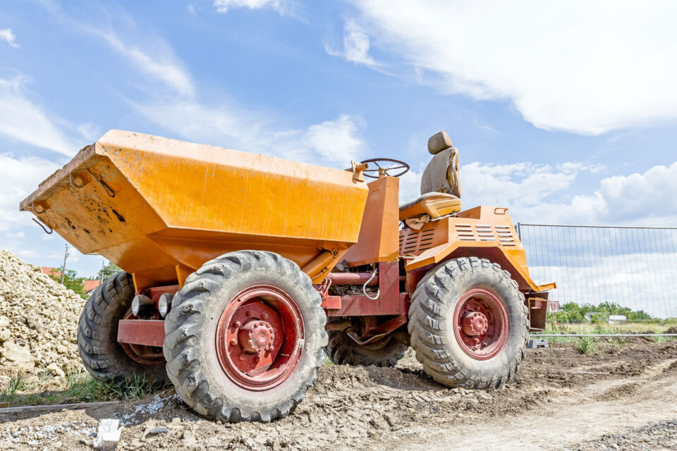 Dumpers: Straight vs Swivel Tip